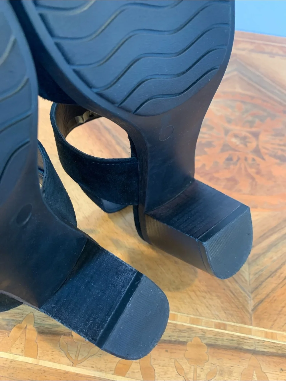 Mariella Italy Women’s Size 9.5 Classic Black Suede Slingback Sandals Block Heel